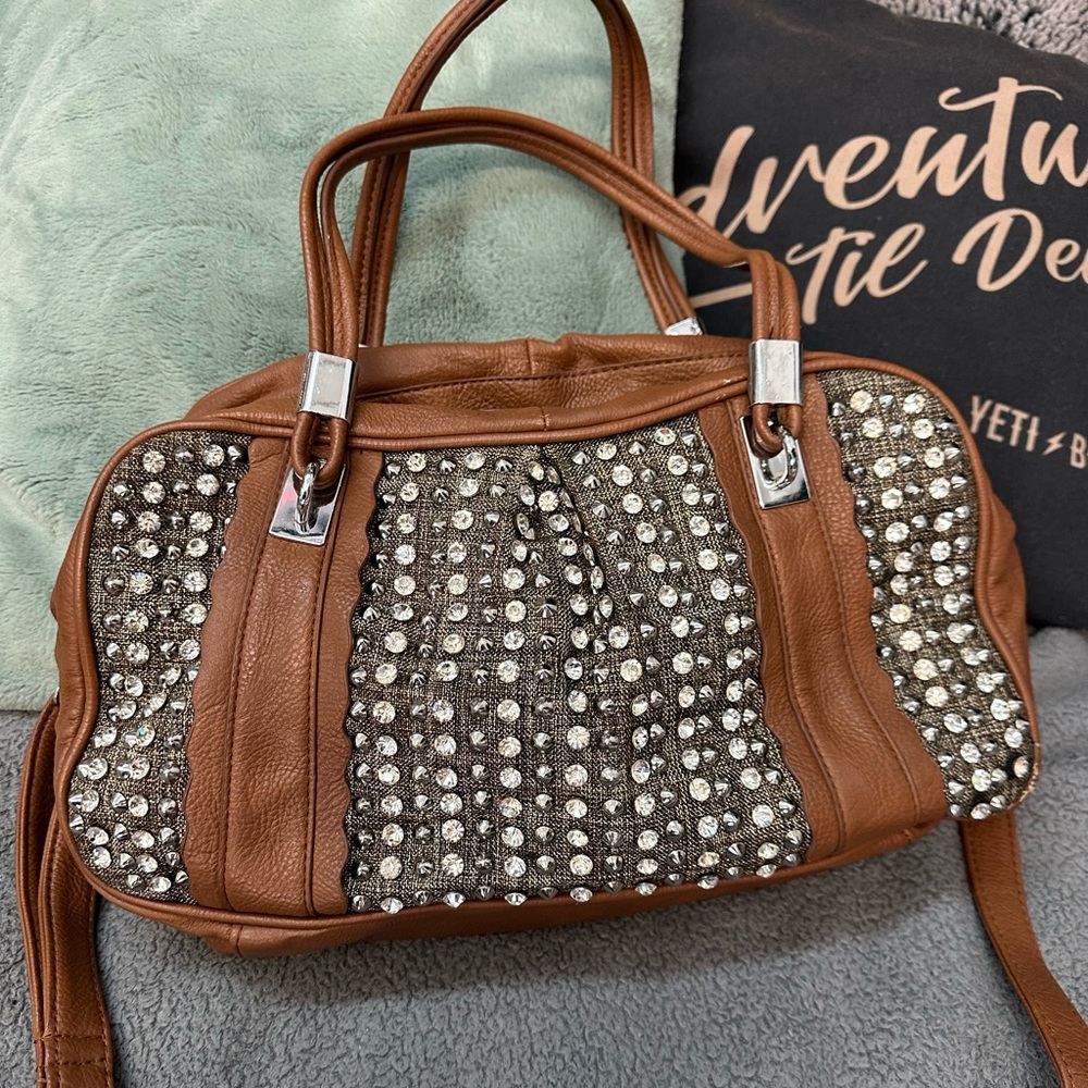 Very cute Rhinestone & Brown Leather Purse!